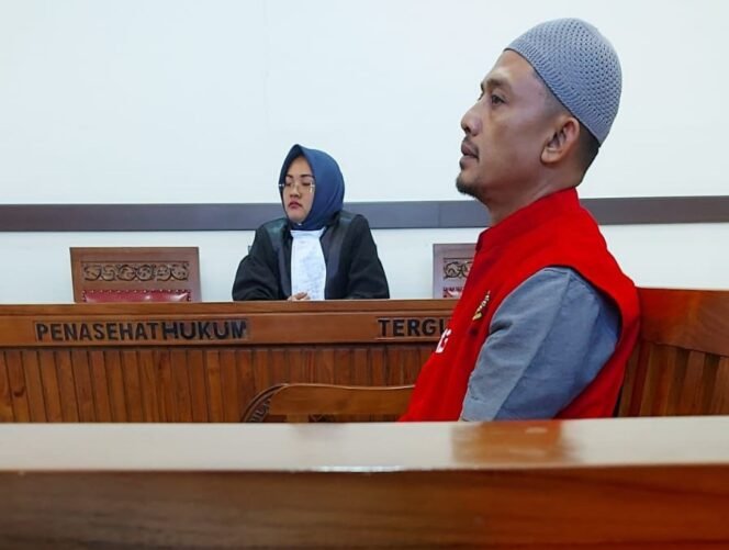 
					Kasus Cabuli Anak, Peter Sazli  Harus Mendekam Di Penjara dan Dipecat